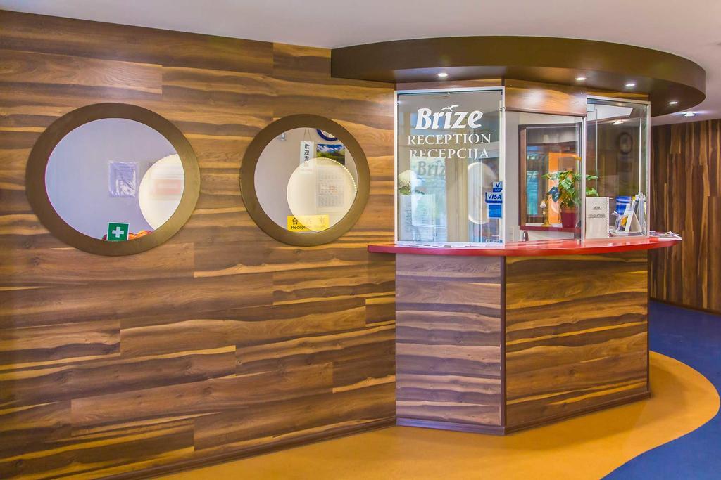 Hostel Brize Liepaja Exterior photo